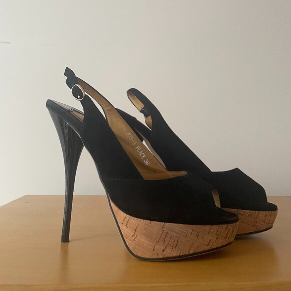 Viverre Suede and Cork Sandals - Picture 3 of 10